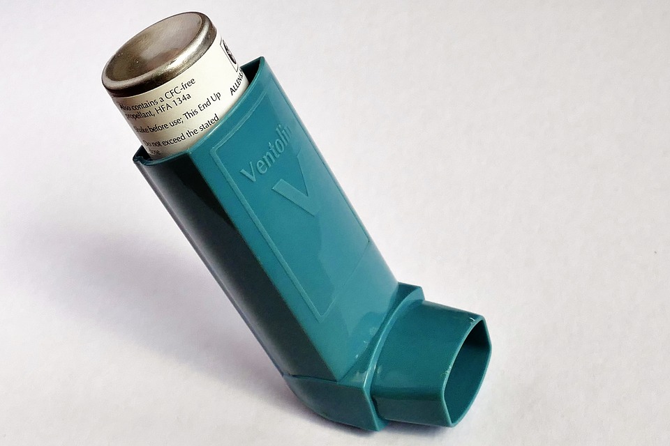 Naturalne sposoby na astmę oskrzelową. Jak złagodzić objawy?